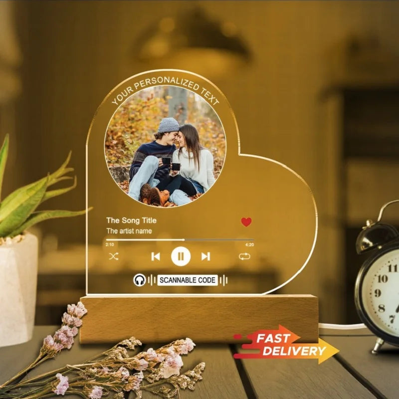 Spersonalizowana plakietka Spotify w różnych stylach – idealny prezent na Walentynki, Dzień Matki, Dzień Ojca, urodziny lub dla dziewczyny / chłopaka. Ramka z ulubioną muzyką.”