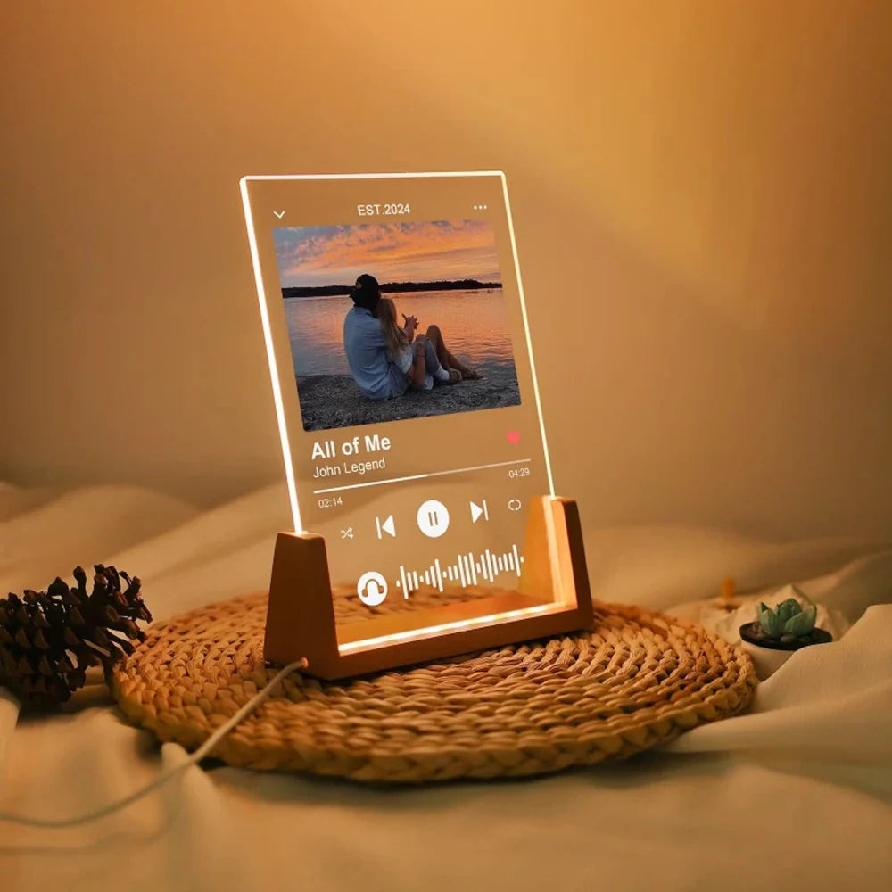 Spersonalizowana plakietka Spotify w różnych stylach – idealny prezent na Walentynki, Dzień Matki, Dzień Ojca, urodziny lub dla dziewczyny / chłopaka. Ramka z ulubioną muzyką.”